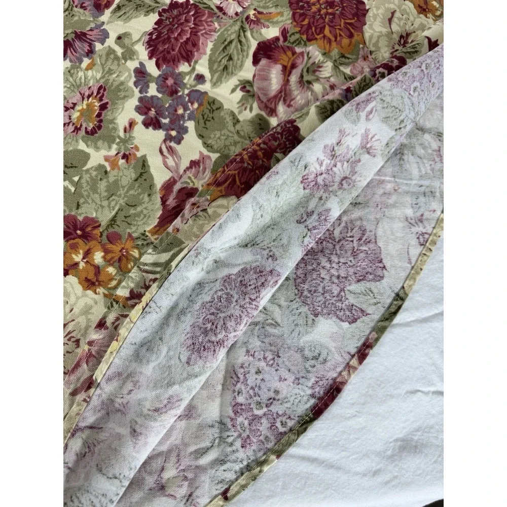 VTG Chaps Home Ralph Lauren Floral Tablecloth 58X98 Oblong Rose CottageCore EUC